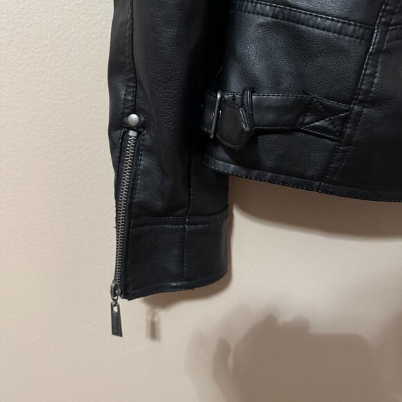 Y2K JouJou Faux Leather Moto Jacket | Detachable Hoodie, Faux Fur Lining (XL) - Picture 8 of 9